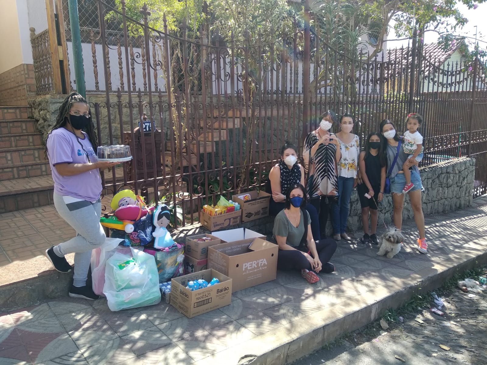 Atividade com crianças da creche